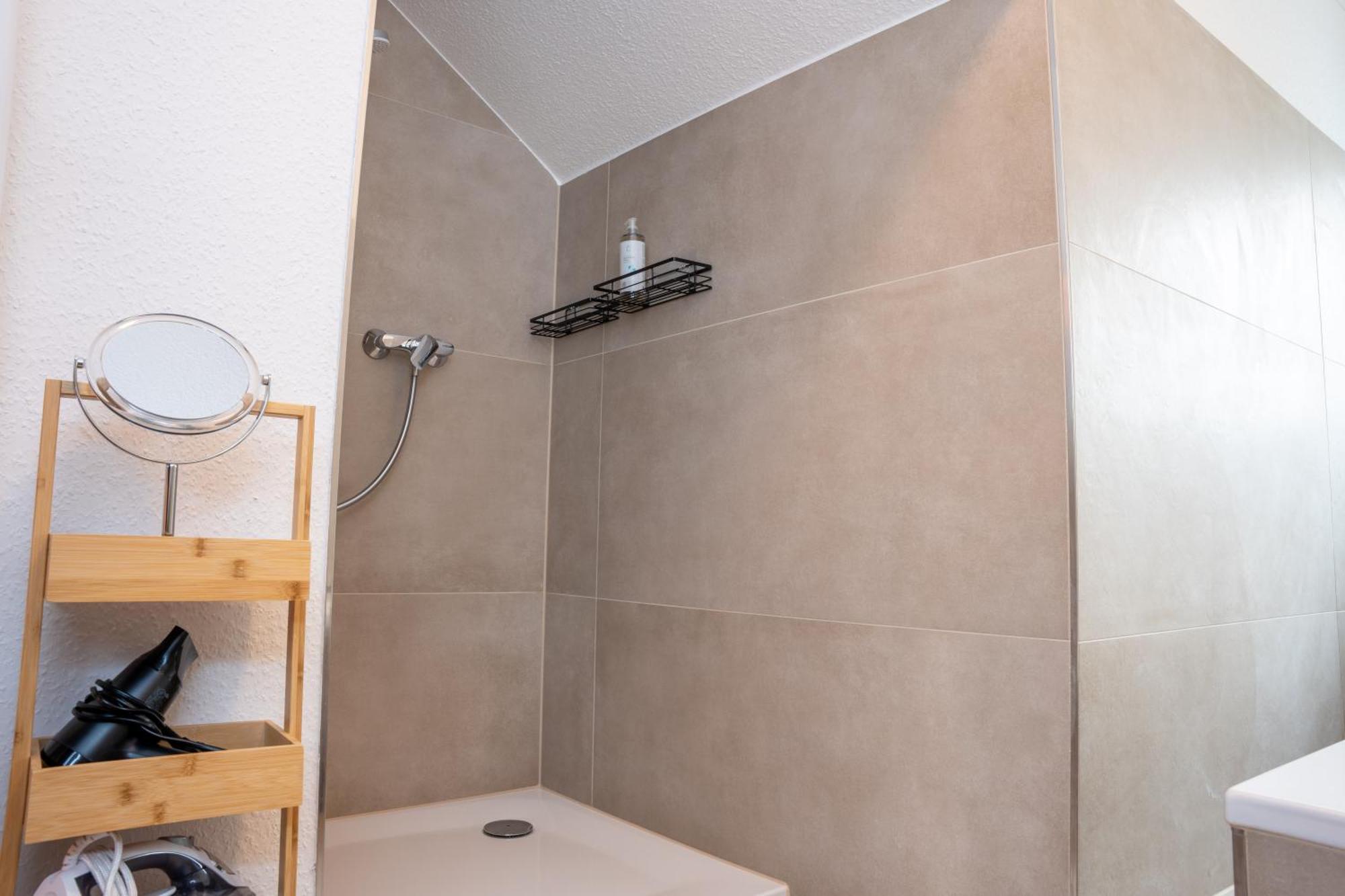 Schlossberg Residences - Design City-Apartment Im Herzen Der Weinstrasse Neustadt an der Weinstraße Εξωτερικό φωτογραφία